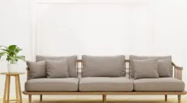 Despídete de los sofás de tres piezas en 2026: la nueva tendencia que es más cómoda y estética