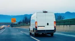 Madrid veta desde el 1 de enero estos vehículos si no llevan distintivo ambiental de la DGT