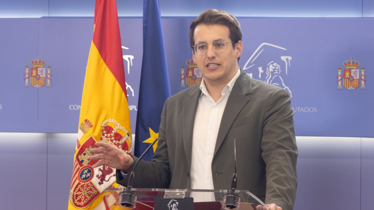 El diputado aragonés de Sumar baraja quitar su apoyo a Sánchez tras su «cobarde» balance