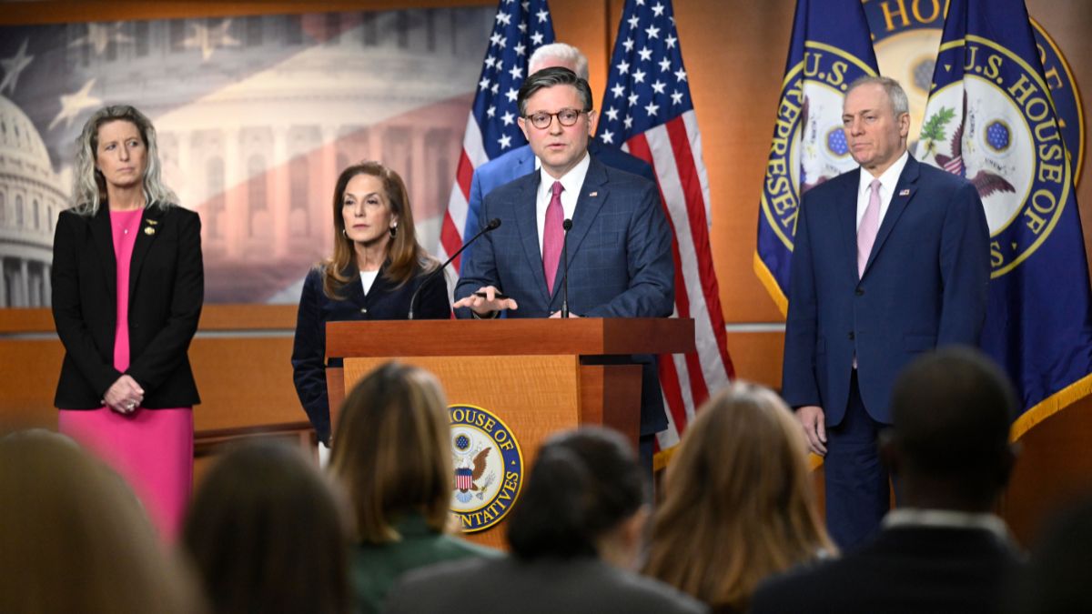 La Cámara Baja de EEUU aprueba fondos de 770.000 millones de euros para defensa