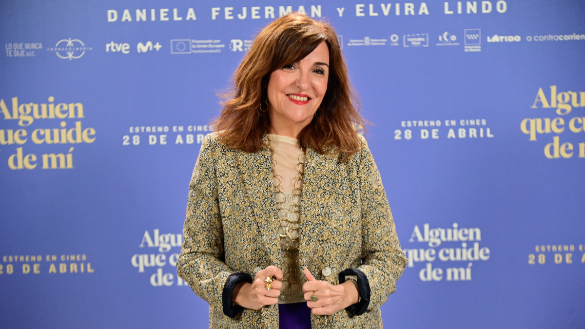 El primer matrimonio de Elvira Lindo antes de Muñoz Molina: «La boda fue en un bajo muy feo»