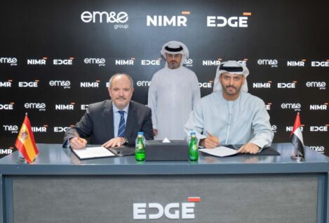 Emiratos autoriza a Escribano a fabricar el vehículo blindado 6x6 en España