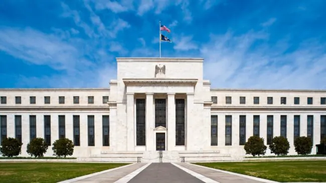 La Reserva Federal mantiene intactos los tipos de interés pese a la incertidumbre por la guerra