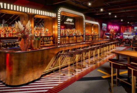 F1 Arcade abre su primer local en España: así es el bar de simuladores de Fórmula 1