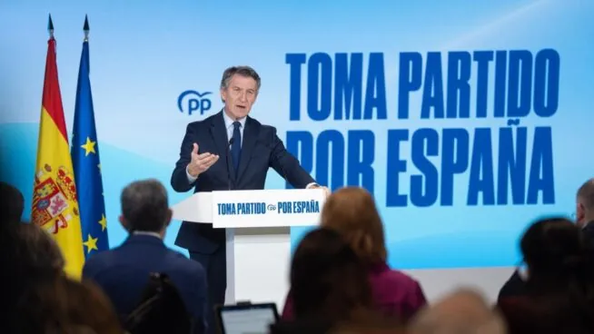 Feijóo asegura que 2025 ha sido «el año del colapso total del 'sanchismo'»