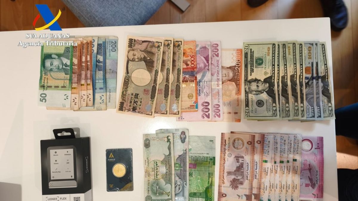 Desmantelada una macrotrama que defraudó 300 millones del IVA en hidrocarburos