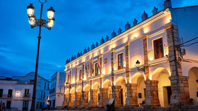 Fuente del Maestre, finalista de Ferrero Rocher y famoso por sus rosquillas de viento