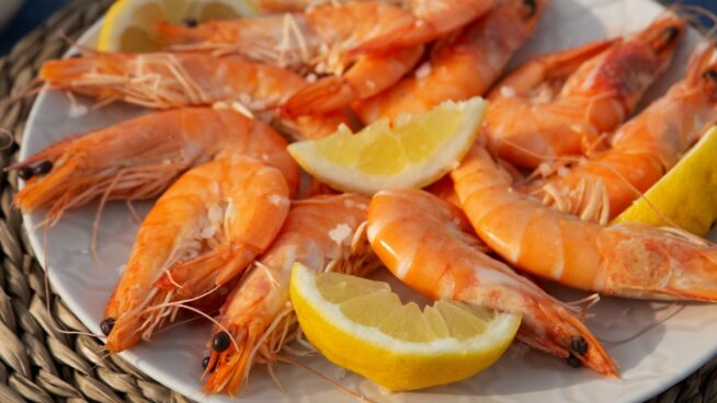 Cabezas, ¿sí o no? Cómo comer langostinos y gambas de forma segura, según la ciencia