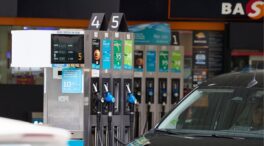 La gasolina cierra 2025 un 4% más barata, en un escenario de tensiones geoestratégicas