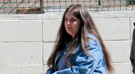 Las hijas de Zapatero borran el rastro de su empresa en redes en pleno 'caso Plus Ultra'