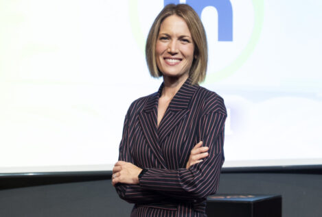 Silvia Intxaurrondo pasa la Navidad sola en TVE tras 'romper' con Marc Sala en su año más difícil