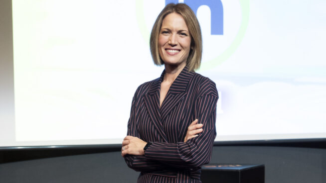 Silvia Intxaurrondo pasa la Navidad sola en TVE tras 'romper' con Marc Sala en su año más difícil