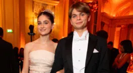 La sencilla tiara de Isabelle de Orléans en París: diamantes y heredada de la abuela del Emérito