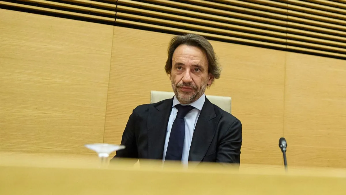 La orden del jefe de Gabinete de Mazón a Pradas el día de la dana: «De confinar, nada»