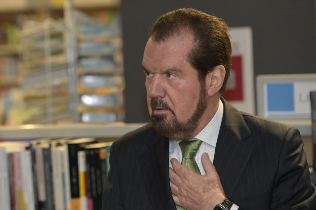 Jesús Ortiz durante la presentación del libro de su amigo