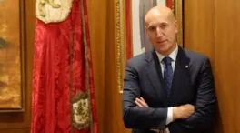 El alcalde de León pide a Sánchez un congreso extraordinario para corregir el «rumbo errático»