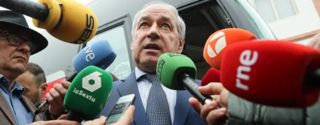 El socialista Tomé se aferra a la Alcaldía de Monforte pese a las denuncias por acoso