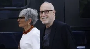 Josep María Mainat, irreconocible tras su  tratamiento hormonal de 200.000 euros