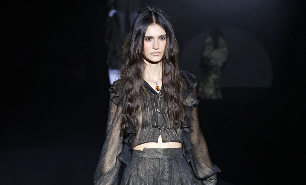 Collar vintage de Joyas Antiguas Sardinero durante el desfile de la firma Malne