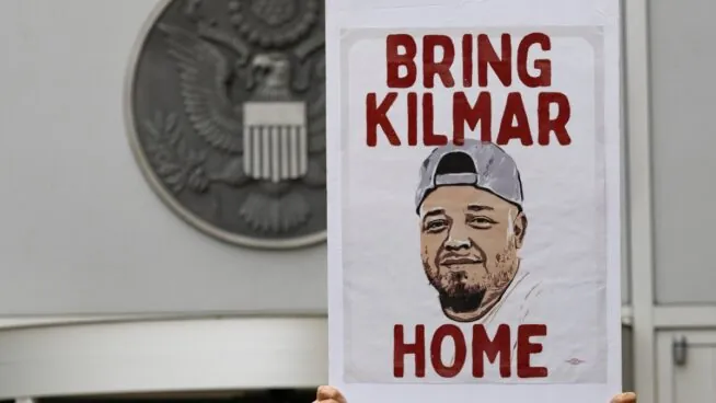 Una jueza de EEUU ordena liberar al inmigrante salvadoreño Kilmar Ábrego García