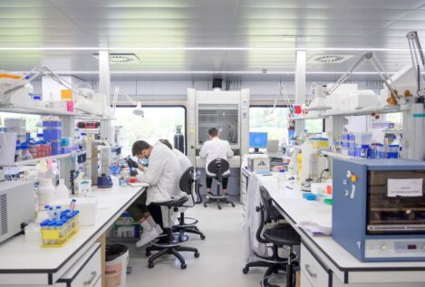 El Centro del Cáncer de Salamanca crea un 'mini-colon' capaz de iniciar tumores in vitro