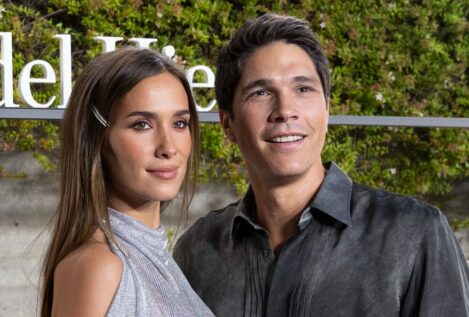 María Pombo enseña a Mariana, su tercera hija, recién nacida: «Ha sido un parto soñado»