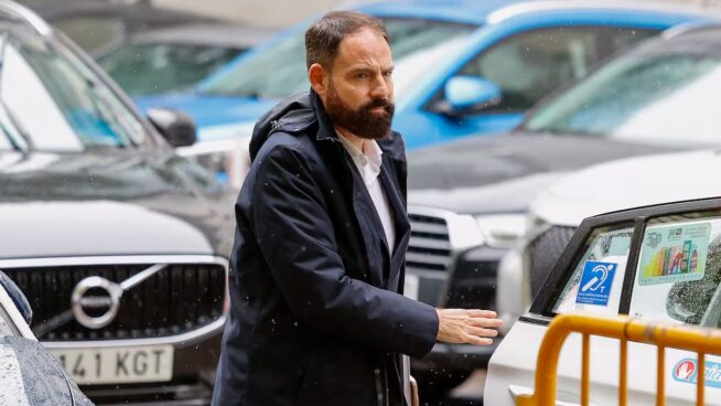 Manos Limpias denuncia a los gerentes del PSOE por financiación ilegal y blanqueo