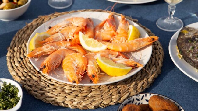 Mariscos y colesterol alto: cómo influye, cuáles destacan y cómo remediarlo