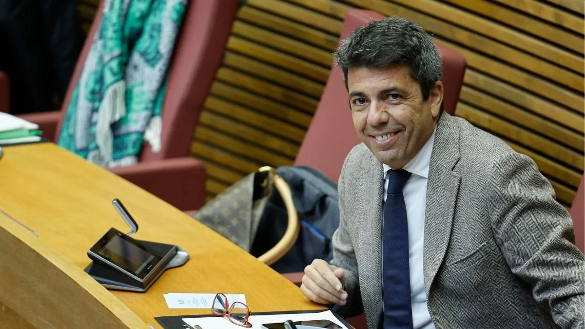 Mazón regresa a las Cortes Valencianas 15 días después para el último pleno del año