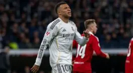 Mbappé se pierde la Supercopa por una lesión en la rodilla izquierda