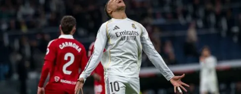 Mbappé fue examinado por «médicos especialistas franceses»