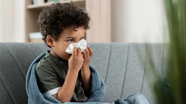 Hay dos razones por las que los menores son imanes de gérmenes: la edad y sus relaciones