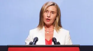 Mogherini, imputada por fraude y corrupción, dimite como rectora del Colegio de Europa