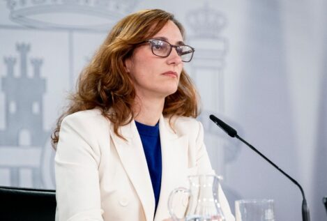 Mónica García miente: mantiene las guardias médicas de 24 horas los fines de semana