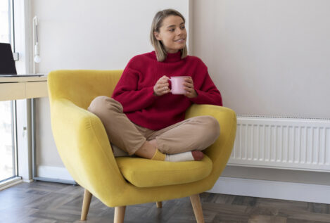 Así es cómo la calefacción daña el aspecto de la piel y el cabello (y qué hacer al respecto)
