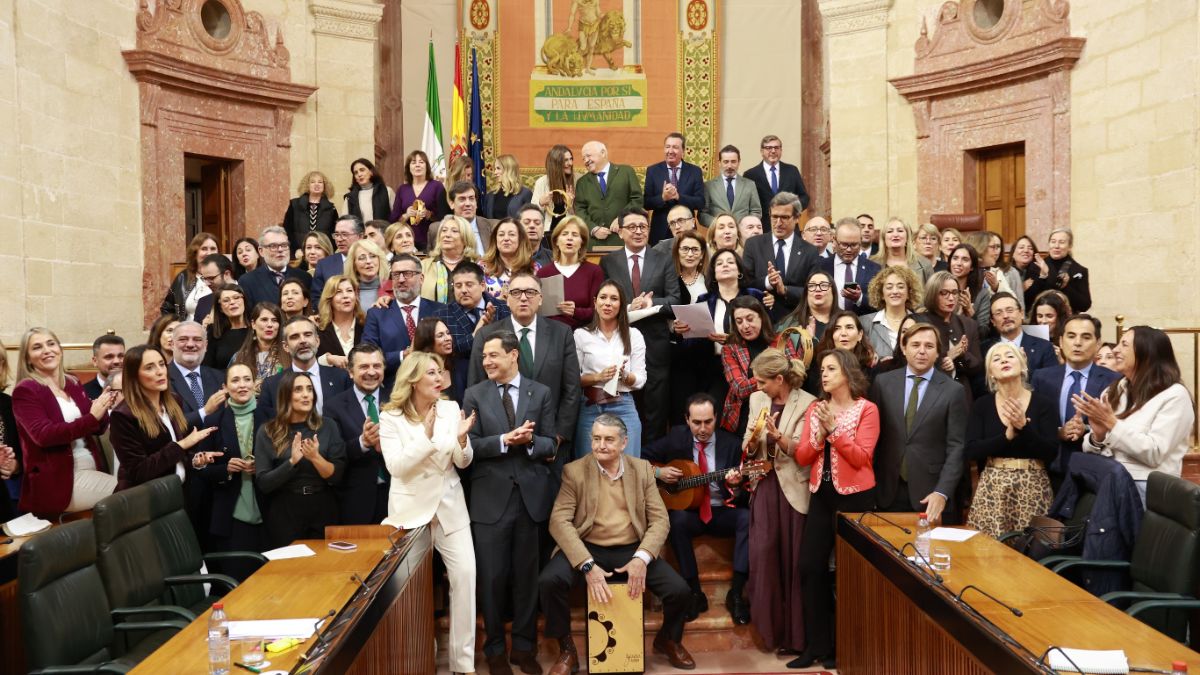 El Parlamento andaluz aprueba el presupuesto para 2026 con la mayoría absoluta del PP