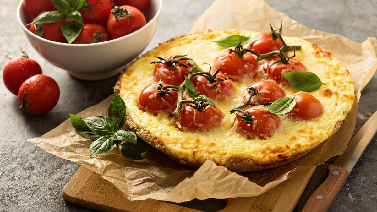 Pastel salado de tres quesos: irresistible, jugoso y perfecto para Navidad