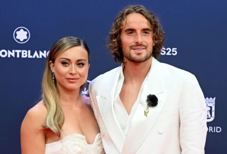 La madre de Tsitsipas se abre sobre la  relación de su hijo con Paula Badosa: «Fue difícil»