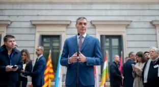 Sánchez descarta que el PSOE denuncie a Salazar en la Fiscalía y dice que no sabía nada