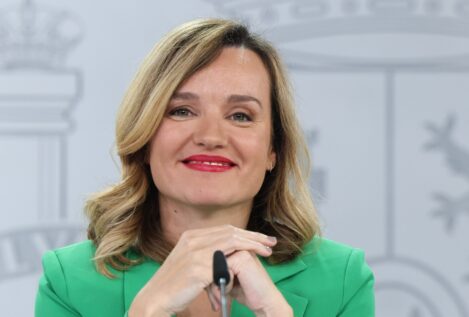 La comunidad educativa se despide de Alegría, una ministra que «no llega al aprobado»