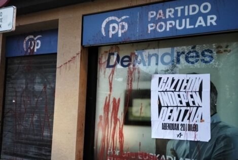 El PP denuncia un «ataque de la izquierda abertzale» a su sede en Bilbao