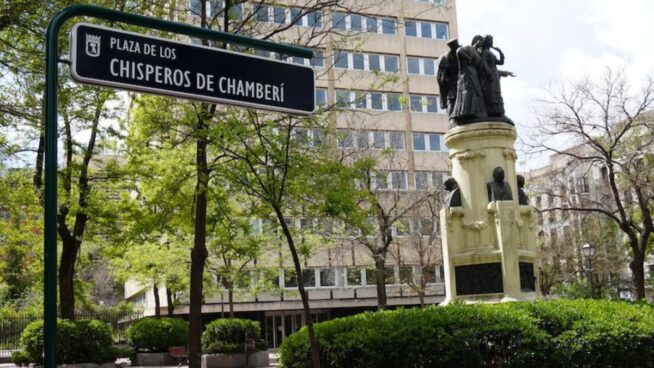 Calle Fuencarral, sábado, las seis de la mañana