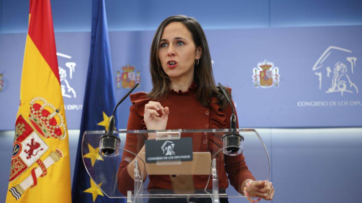 Podemos exige retirar los reconocimientos a Adolfo Suárez, acusado de agresión sexual