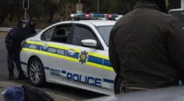 Al menos nueve muertos y diez heridos en un tiroteo en un bar de Sudáfrica