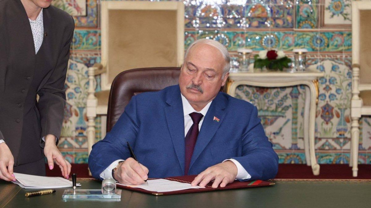 Bielorrusia indulta a 123 presos políticos tras la retirada de sanciones por orden de Trump