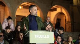 Abascal critica el «cese» del coronel de la UCO y alerta de la «actuación mafiosa» del PSOE