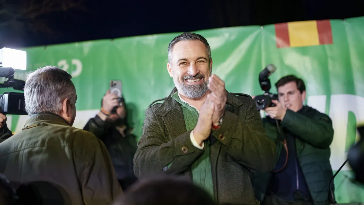 Abascal arremete en Extremadura contra PP y PSOE: «Son corruptos» y «lo mismo»