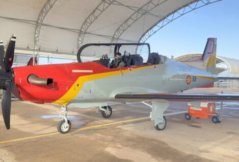Leonor completa su primer vuelo en solitario con el avión Pilatus del Ejército del Aire