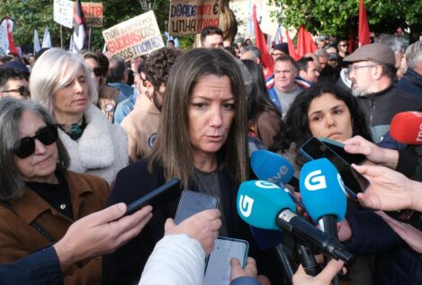 Mujeres del PSOE gallego recogen firmas contra el acoso mientras la cúpula se justifica