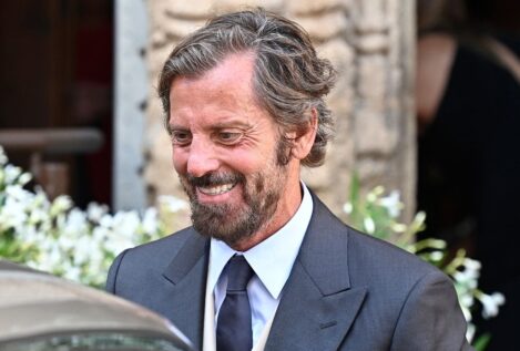 Dos bodas, cuatro hijos y varias novias: así ha sido la vida personal de Quique Sánchez Flores 